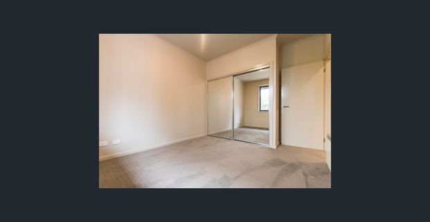 Prime Location - Photo 1