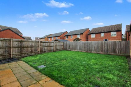 3 bedroom detached house to rent - Photo 5