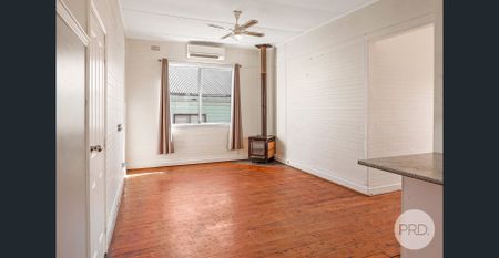 3 BEDROOM HOME - Photo 2