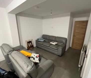 En-Suite Room, Ridgeway Street, BT95FB, Belfast - Photo 3