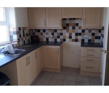 2 bedroom detached house to rent - Photo 4