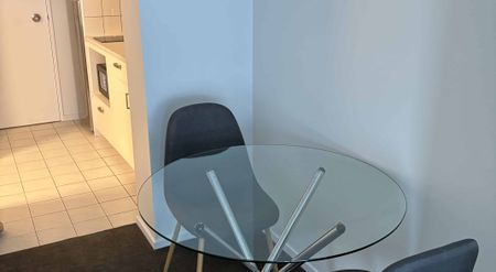 For Rent - Affordable Studio - Photo 2