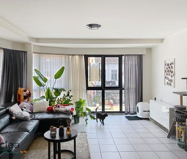 Ruim appartement in het centrum met 3 slpks - Photo 3