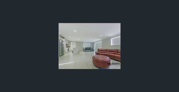 Beautiful Family Home in a Premium Location – Comfort, Space & Lifestyle! - Photo 1