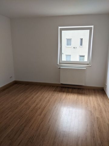 Helle 2 ZKB-Wohnung mit praktischer Aufteilung - Photo 3