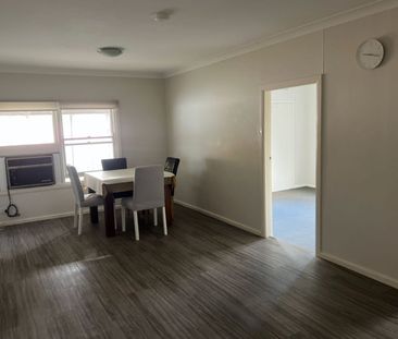 Hornsby house close to all amenities - Photo 2