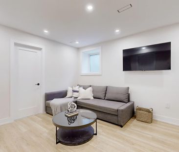 For Lease - 30 Struthers Street Unit# Lower Unit, Toronto, Ontario - Photo 4
