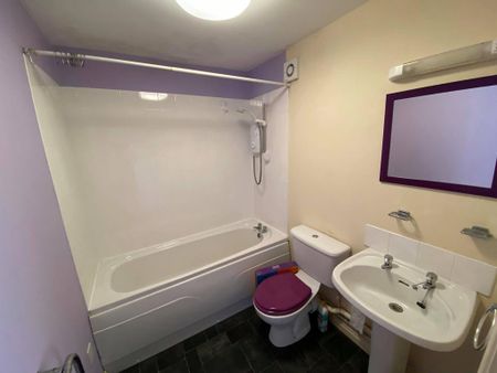 2 bedroom apartment to rent - Photo 5