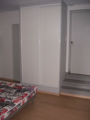 LOCATION d'un appartement F1 (28 m²) à CARENTAN LES MARAIS - Photo 1