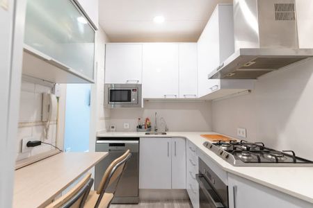 Carrer de Prats de Molló, Barcelona, Catalonia 08021 - Photo 4