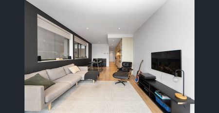 Designer Living & Waterfront Lifestyle - Photo 3