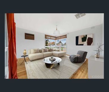 Spacious Family Living in a Quiet Wyndham Vale Pocket - Photo 1