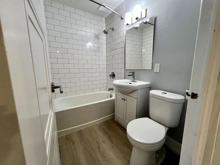 For Lease - 3046 Jaguar Valley Drive Unit# 302, Mississauga, Ontario - Photo 5