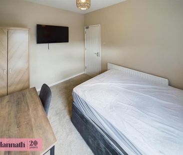 Room 2, 13 Harford Street, Portadown, Craigavon, BT62 3AA - Photo 2