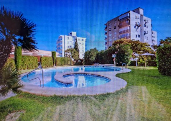 Spacious ground floor for rent with a pool and garden in Javea Arenal LONG TERM