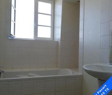 Location Appartement 2 pièces 53m² JOIGNY 89300 - Photo 4