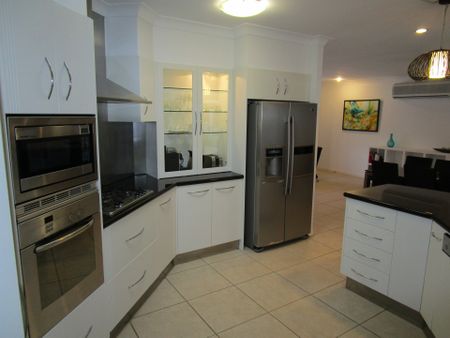 49 Greenock Way, Brinsmead, QLD 4870 - Photo 5