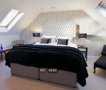 5 bedroom detached house to rent - Photo 4