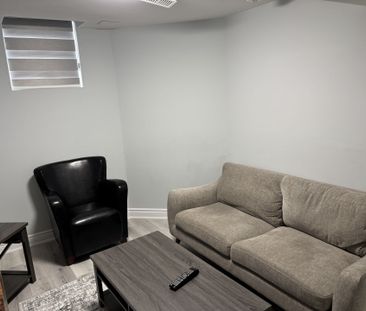 For Lease - 726 Dolby Crescent, Milton, Ontario - Photo 2