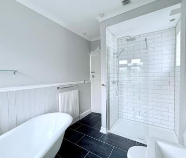4 bedroom semi-detached house to rent - Photo 5