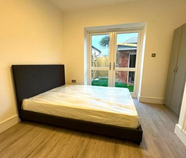 1 bedroom ground floor maisonette to rent - Photo 3