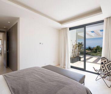 Luxury 6 bedroom Detached House for rent in Marbella, Spain - Foto 3