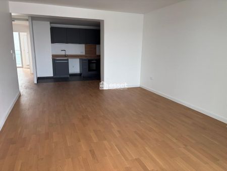 Tout savoir sur cet appartement dans le quartier Centre Ville, à Suresnes - Photo 3