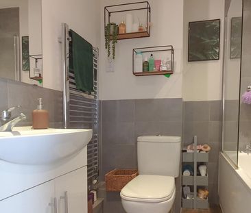 Skyline House, Swingate, Stevenage - Photo 5