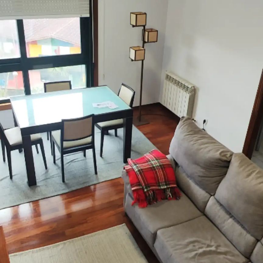 Apartamento de alquiler en Teo - Photo 1