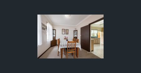 SIX MONTH LEASE - Photo 3