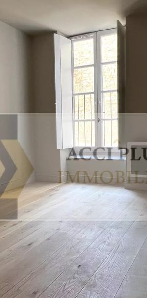Location Appartement 2 pièces 50m² NIMES 30000 - Photo 1