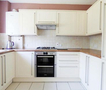 2 bedroom maisonette to rent Reigate Road, Reigate, RH2 - Photo 4