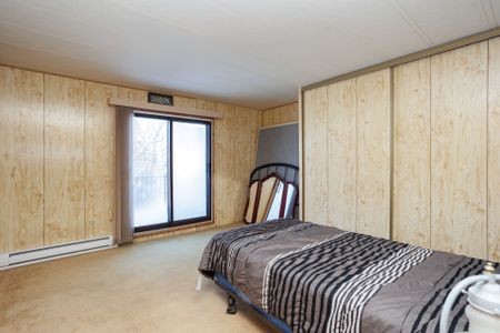 For Lease - 11 Homewood Avenue, Kawartha Lakes, Ontario - Photo 2