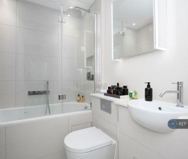 2 bedroom maisonette to rent - Photo 6