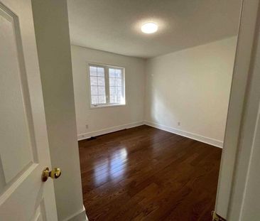 For Lease - 7 Raymond Bartlett Ave Avenue, Markham, Ontario - Photo 6