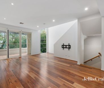 68 Yarra Blvd, Richmond - Photo 3