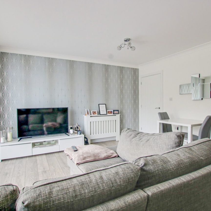 Magdalen Road, Norwich - Photo 1