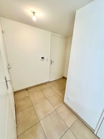 LUMINUEUX ET CHARMANT T1 DE 38.80M² EN REZ-DE-CHAUSSÉ DONNANT SUR COURS - RUE COLONEL ARNAUD BELTRAM - Photo 4