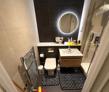 apartment to rent Wood Street, East Grinstead, West Sussex, RH19 - Photo 6