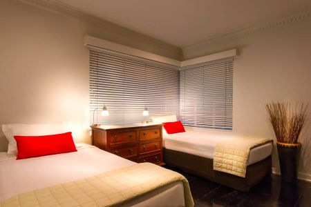 Move-In Ready Furnished Apartment in the Heart of St Kilda - Photo 3