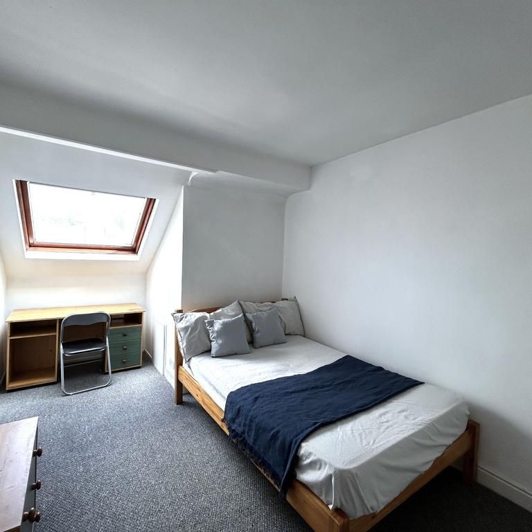 4 bedroom house share to rent - Photo 1