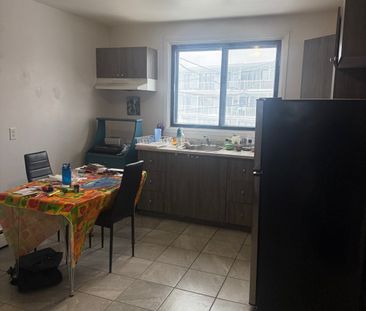 3 1/2 Ste-Foy 1er Juillet - Photo 2