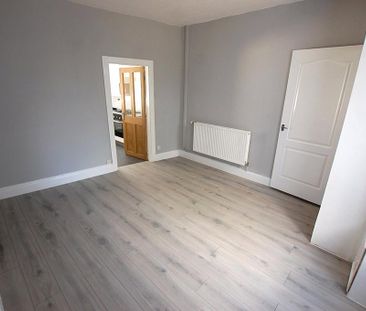 2 bedroom house to rent - Photo 1