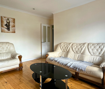 Warkworth Gardens, Isleworth, TW7 5JP - Photo 1 | Rentumo
