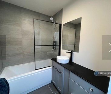 2 bedroom semi-detached house to rent - Photo 1