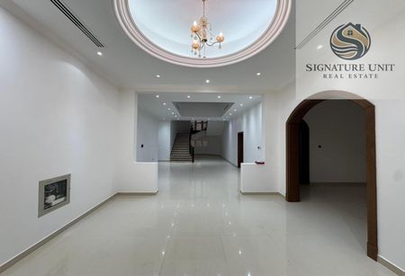 High end spacious 5-BR Villa with Pool - Photo 4