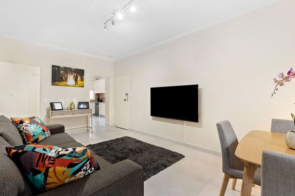 The Perfect Abode For Effortless Beachside Living - Photo 1