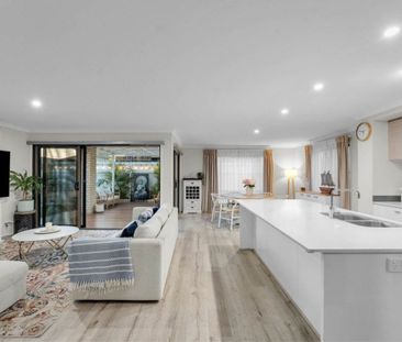 16 Capricorn Street, Springfield Lakes QLD 4300 - House For Rent | ... - Photo 5