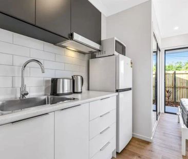 “NEAR NEW STUDIO IN DARRA” - Photo 6