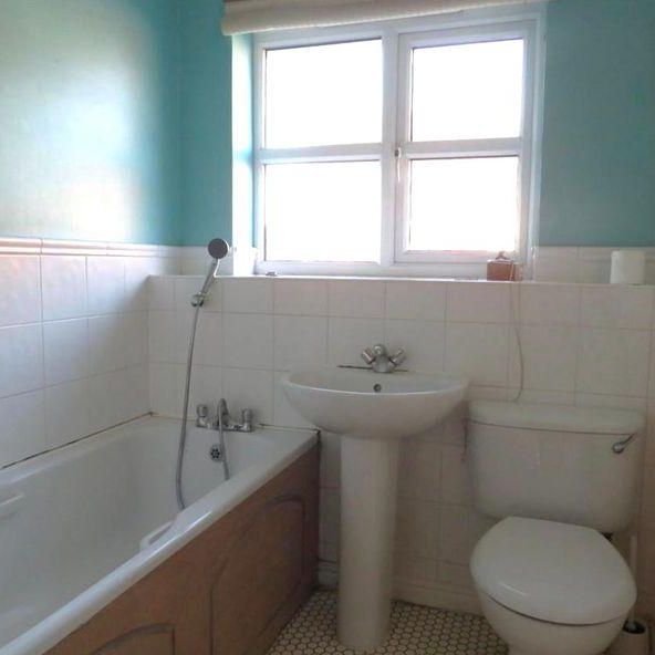 4 bedroom detached house to rent - Photo 1